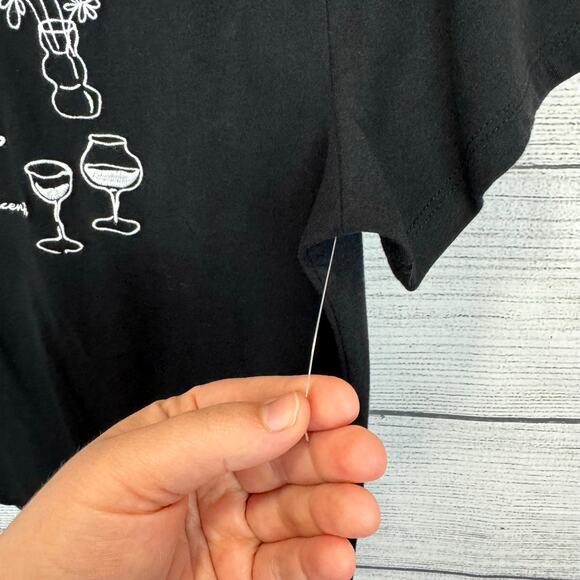 Organic Generation Women's Black Short Sleeve Graphic Embroidered Tee Size Small - Picture 4 of 5